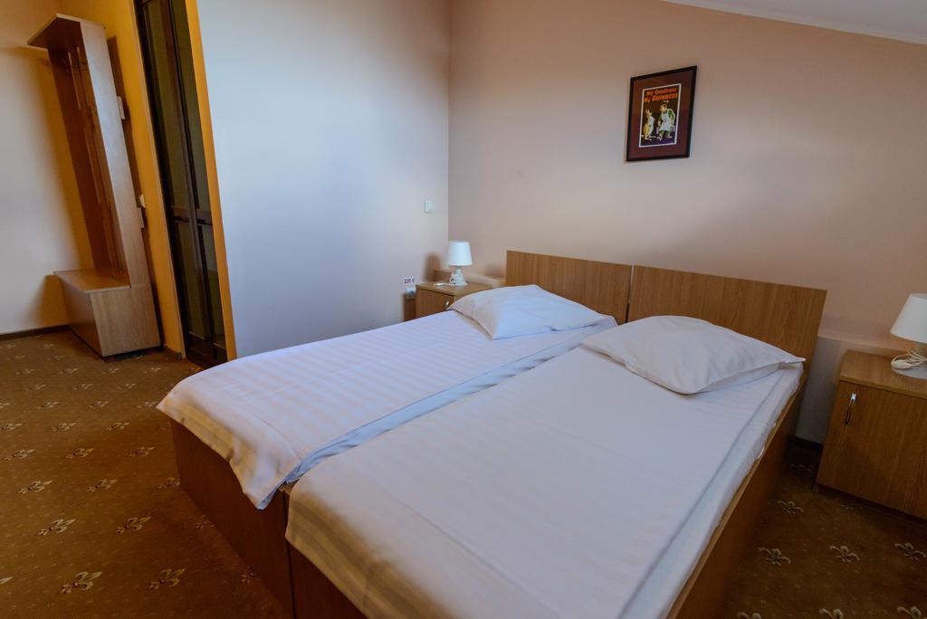 Hotel Lacetate